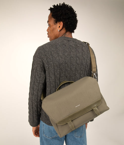 variant:: noir -- martel canvas noir
