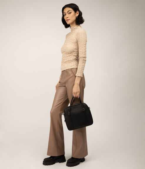 variant:: noir -- sabbi lg purity noir