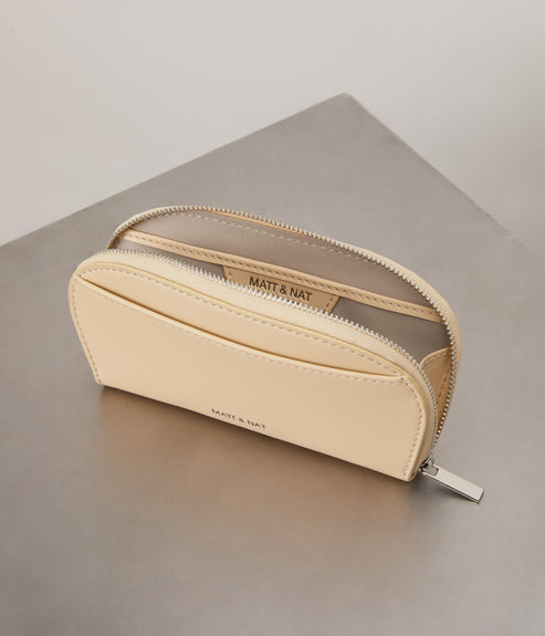 variant:: naturel -- merel uppeal naturel