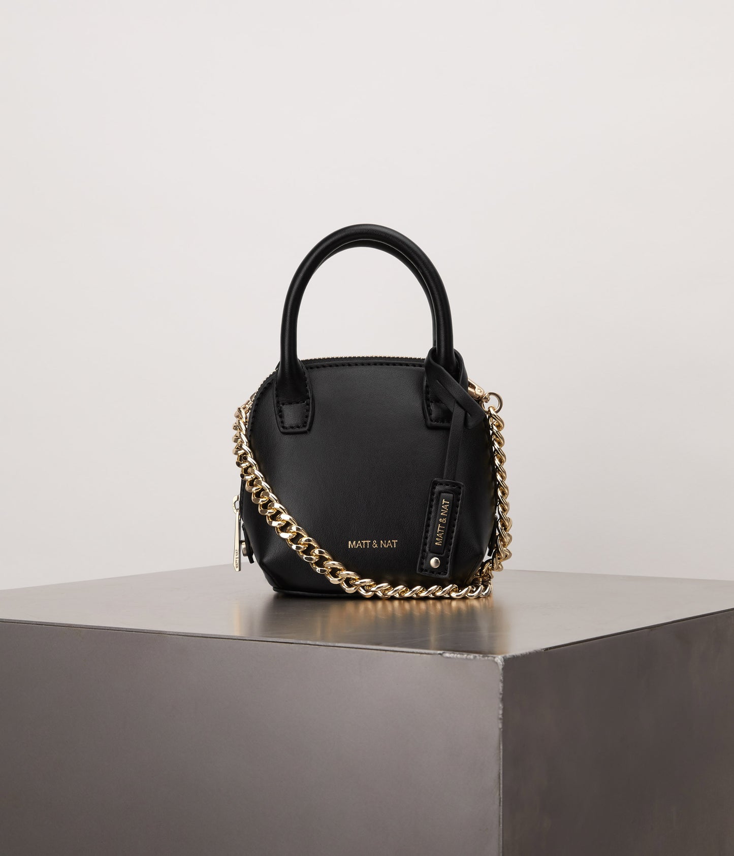 variant:: noir -- gessi micro uppeal noir