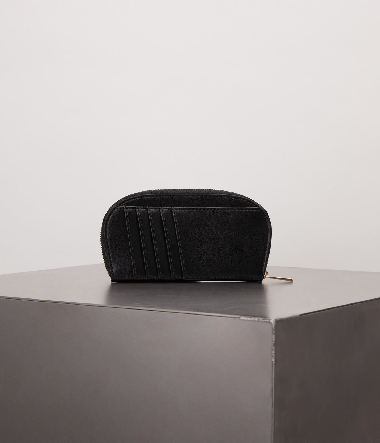 variant:: noir -- merel uppeal noir