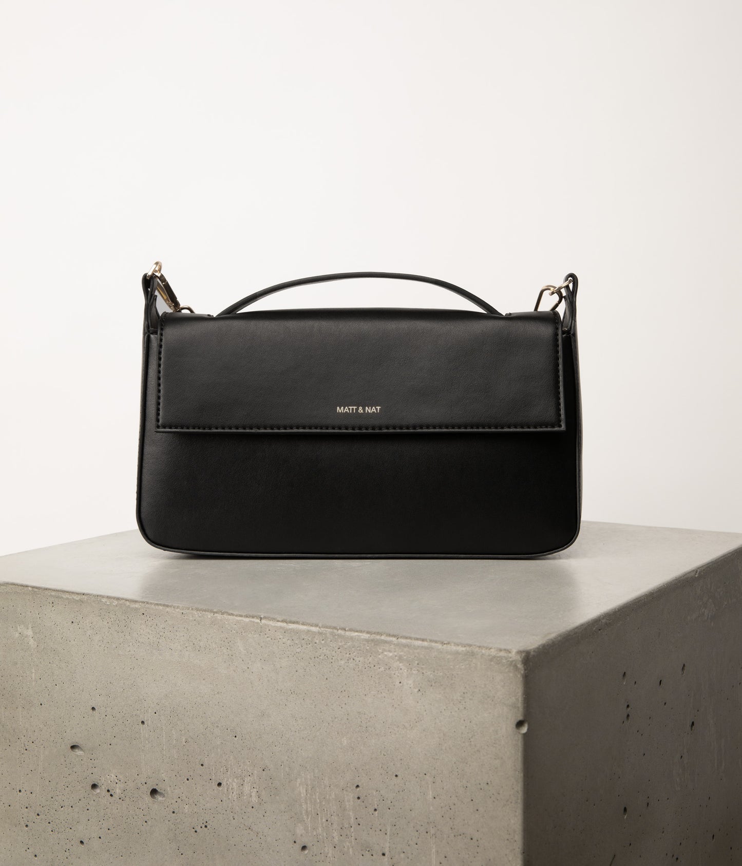 variant:: noir -- monet uppeal noir