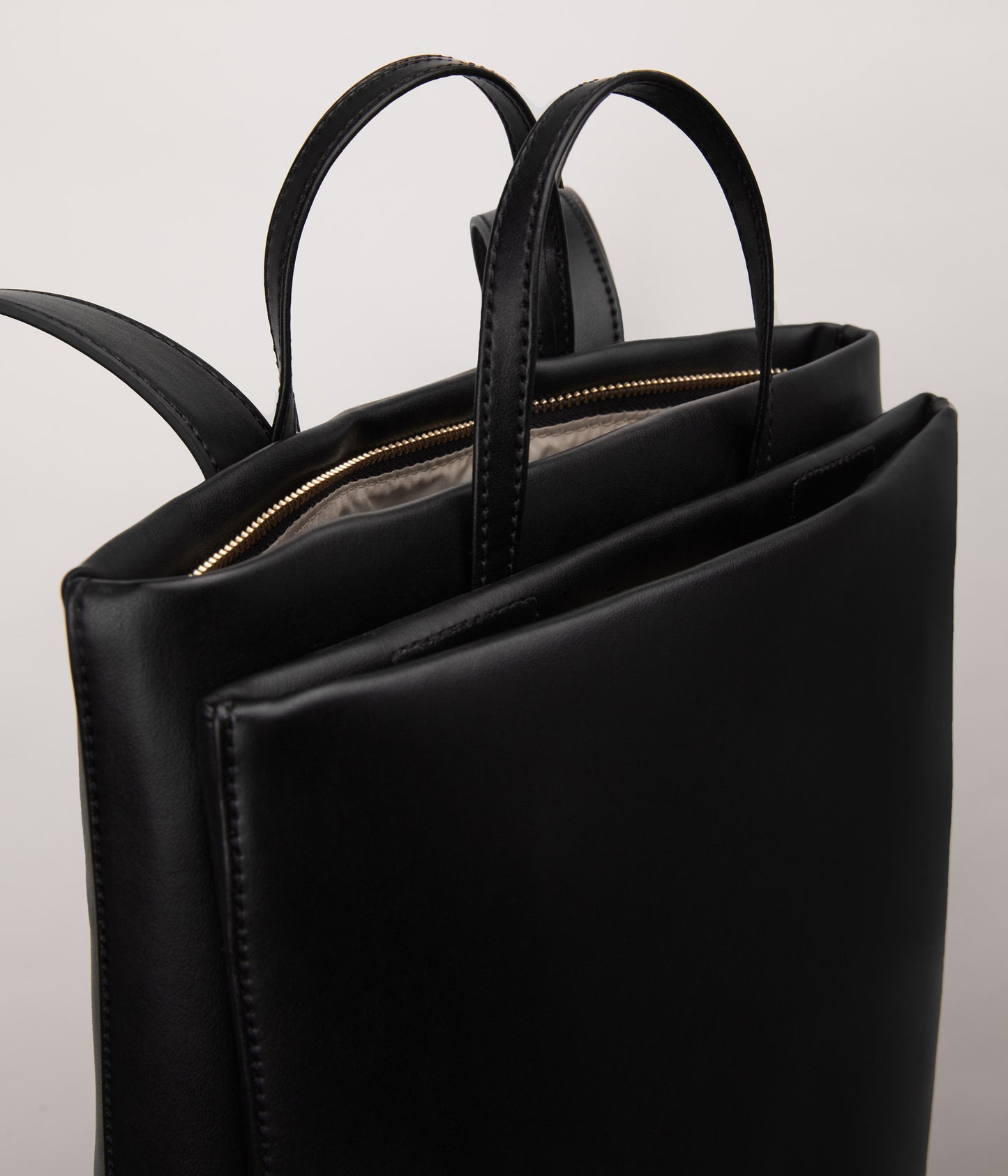 variant:: noir -- reign uppeal noir