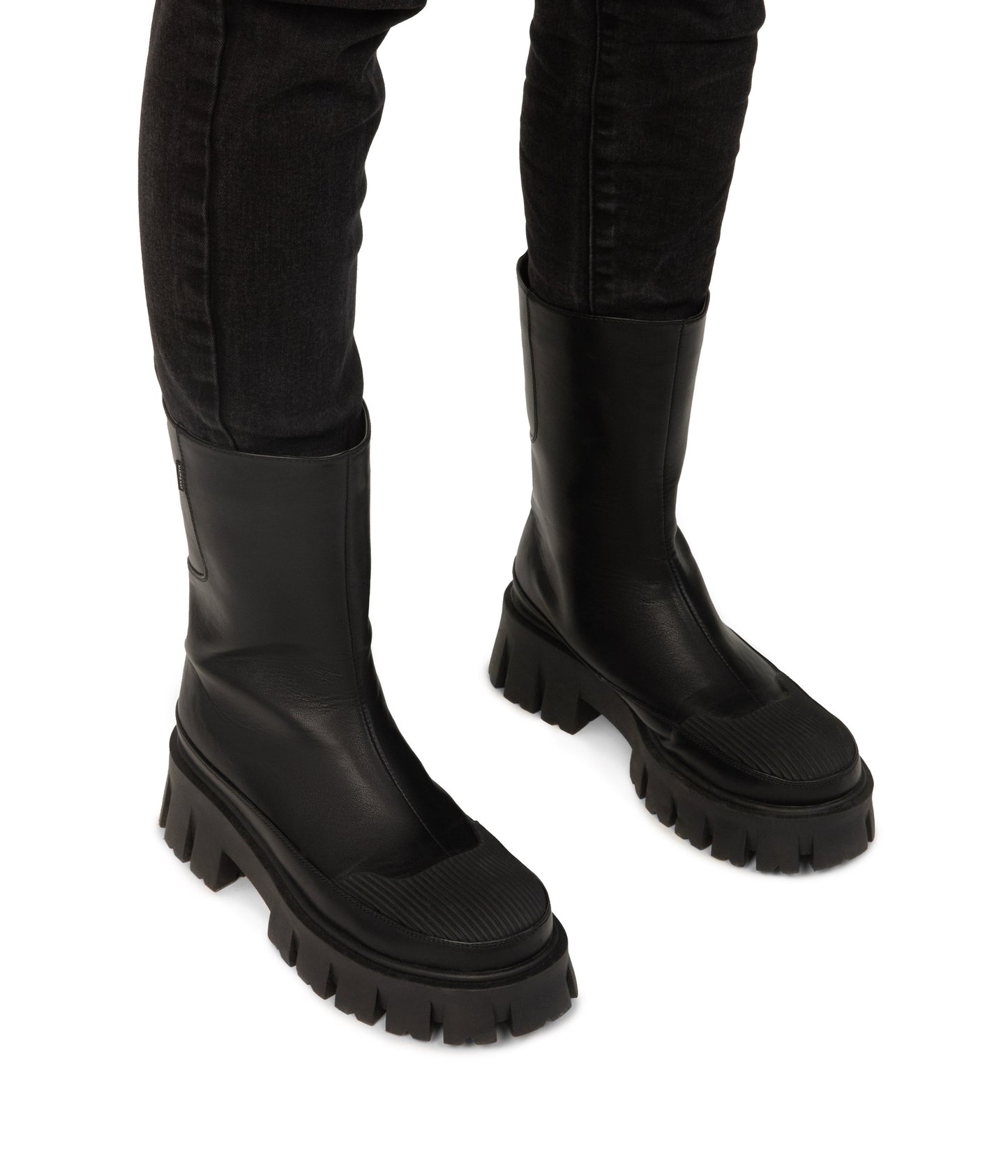 variant:: noir -- avika shoe noir