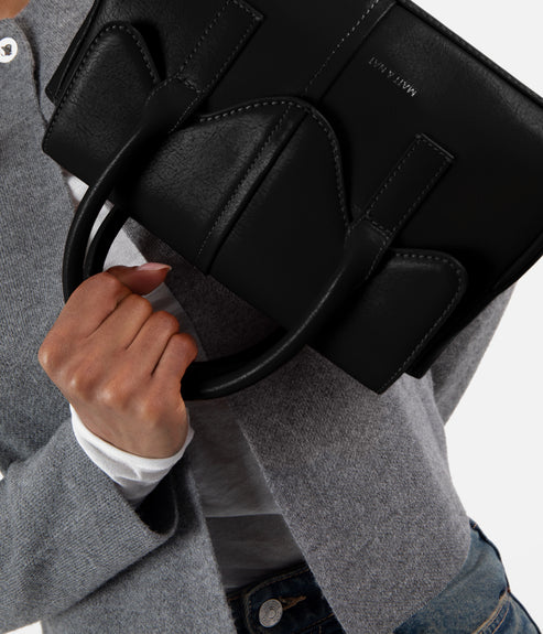 variant:: noir -- gabby arbor noir