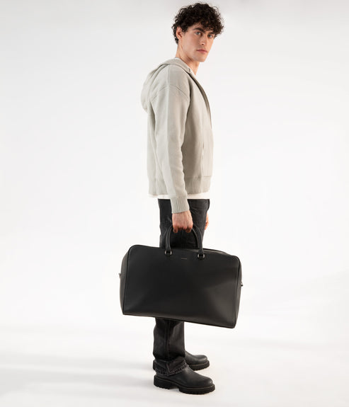 variant:: noir -- cast purity noir