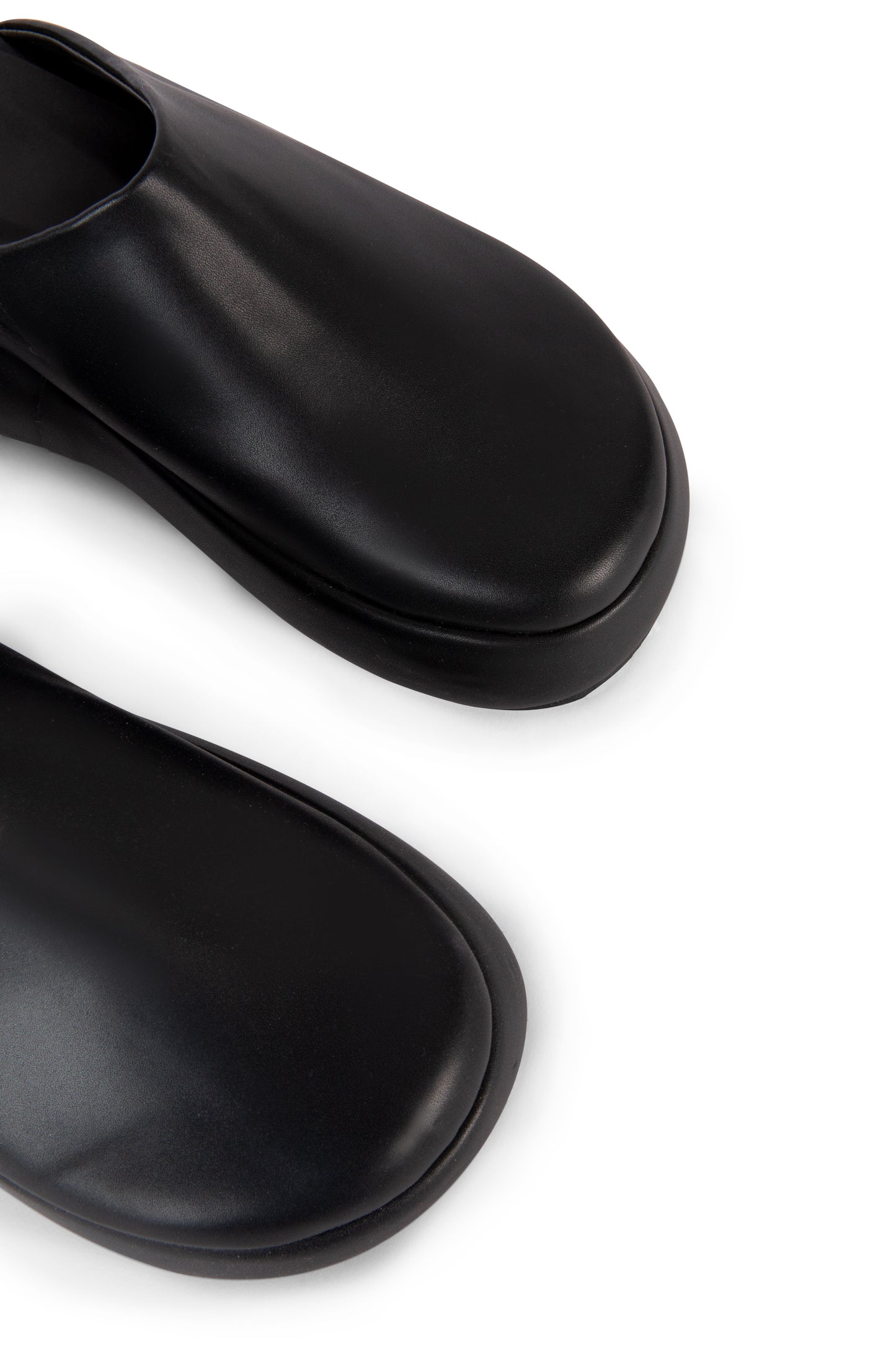 variant:: noir -- june shoe noir