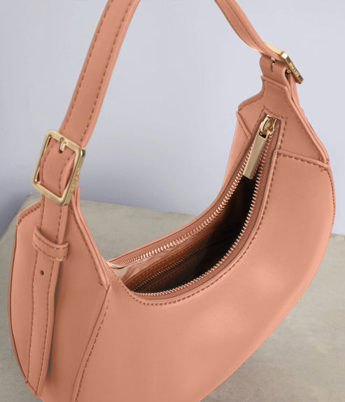 variant:: lustre -- giulia sm uppeal lustre