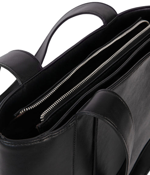 variant:: noir -- garni forum noir