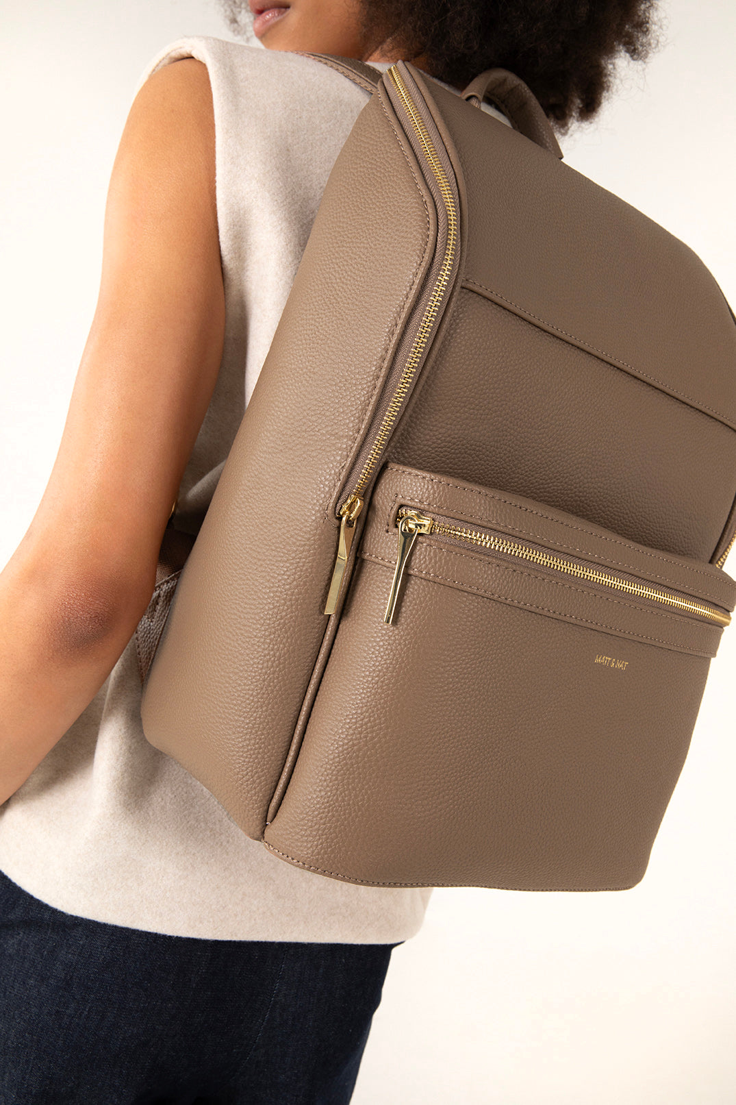 variant:: noir -- remi grain noir