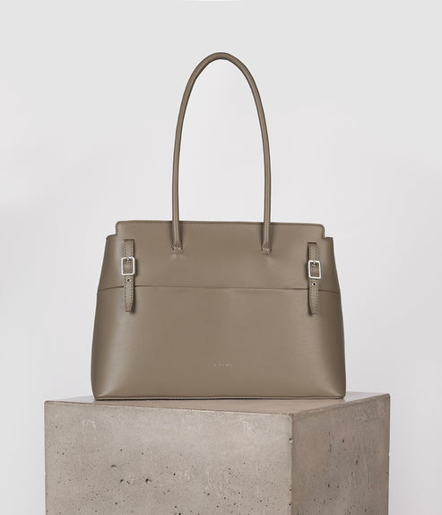 variant:: cappuccino -- ADRIA UPPEAL™ cappuccino