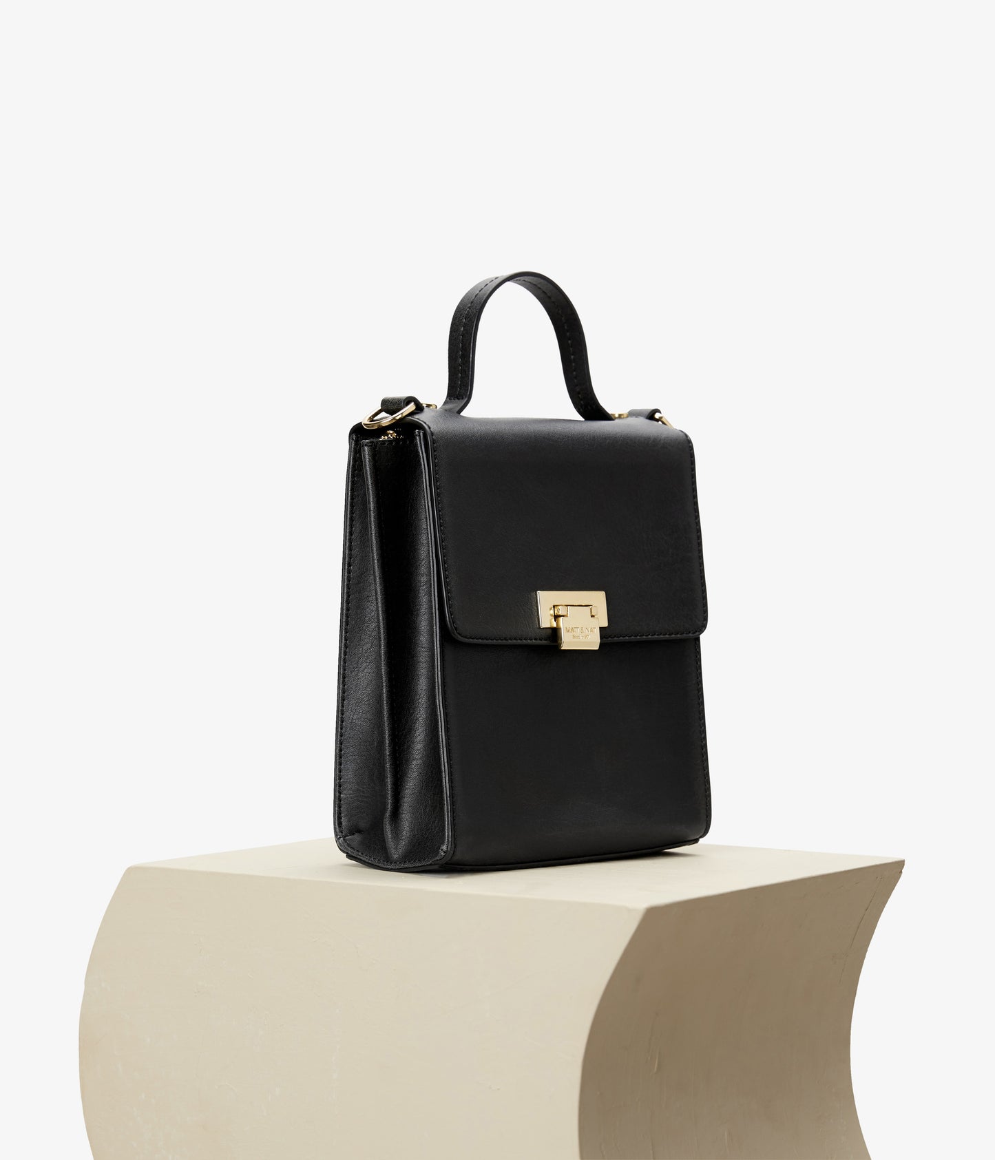 variant:: noir -- petra vintage noir