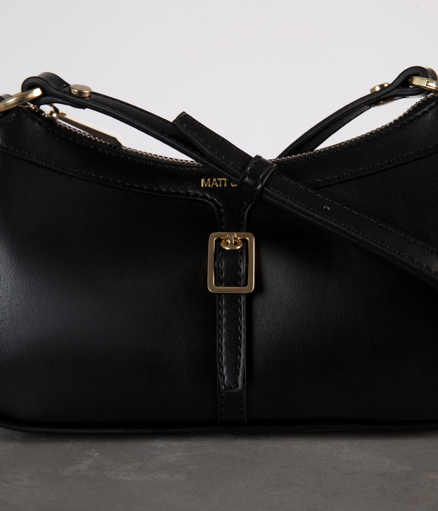 variant:: noir -- verona uppel noir