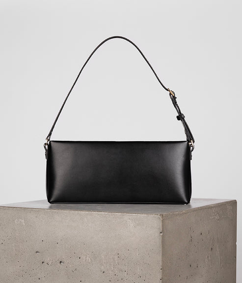 variant:: noir -- cana uppeal noir