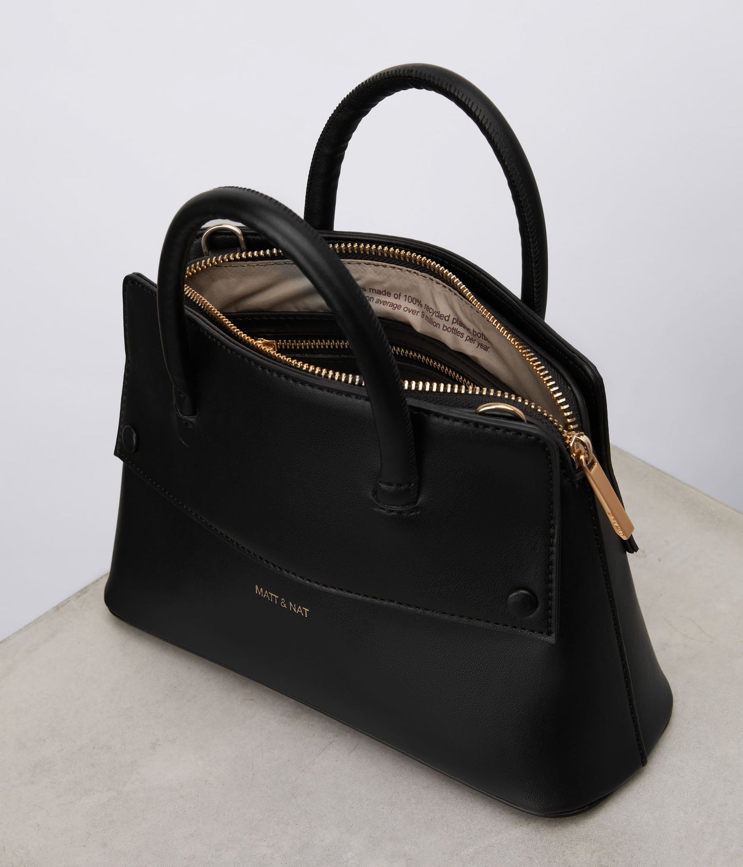 variant:: noir -- silvasm uppel noir