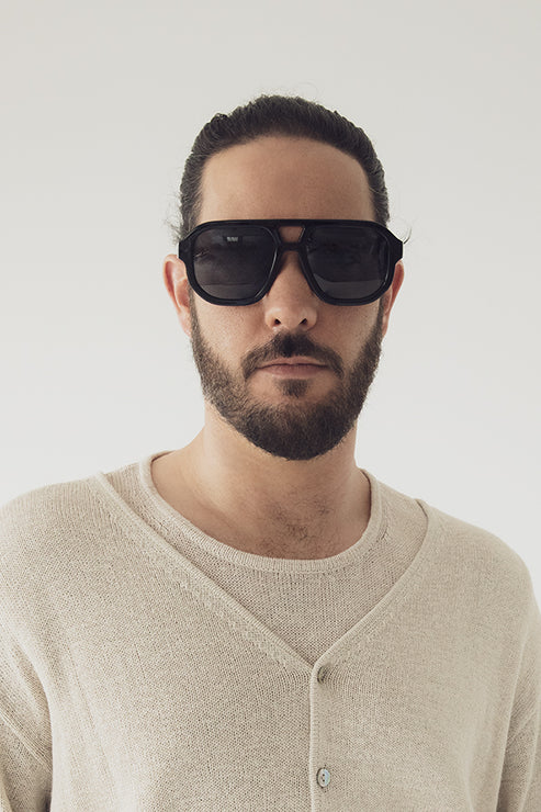 variant:: noir -- livy sunglasses noir