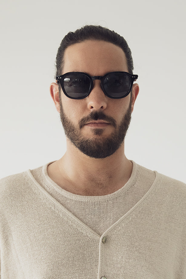 variant:: tortue -- nika sunglasses tortue