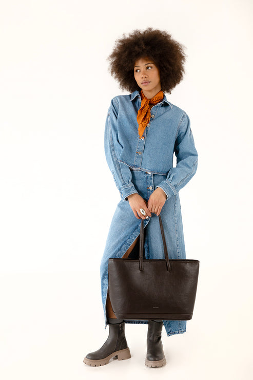 variant:: noir -- eliza theme noir