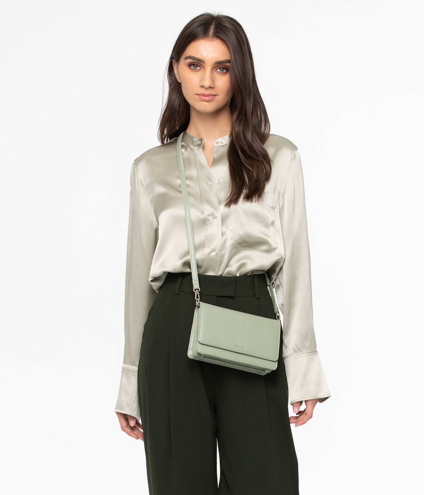 variant:: beige rose-- bee dwell beige rose