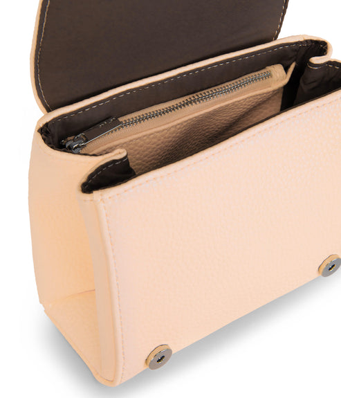 variant:: poupee -- adel micro purity poupee