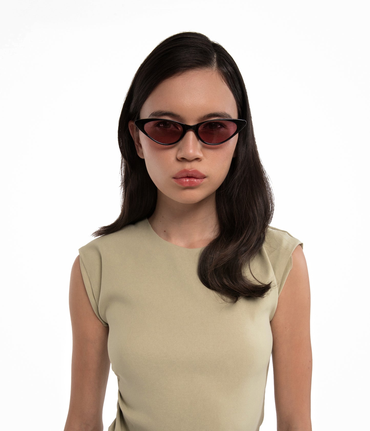 variant:: noir -- nava sunglasses noir