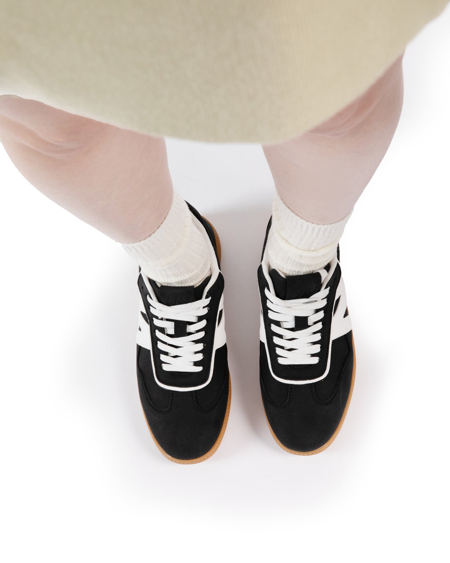 variant:: rose -- leaf shoe rose