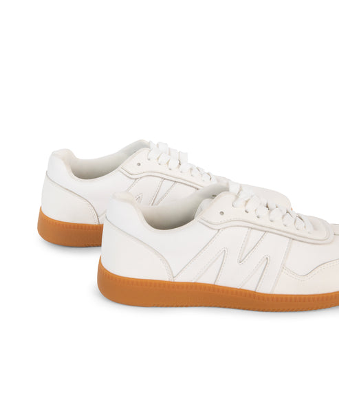 variant:: blanc -- leaf shoe blanc