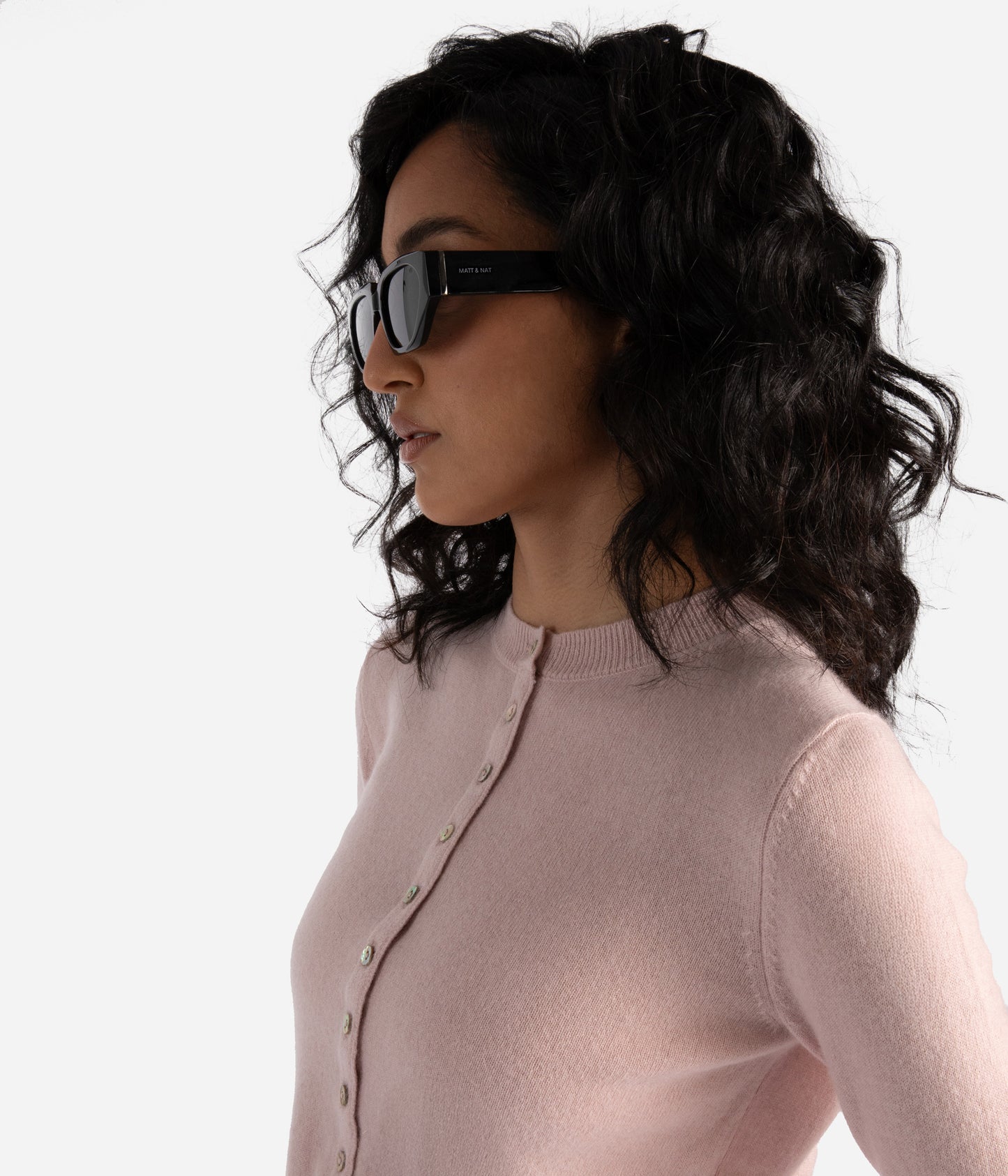 variant:: noir -- juju sunglasses noir