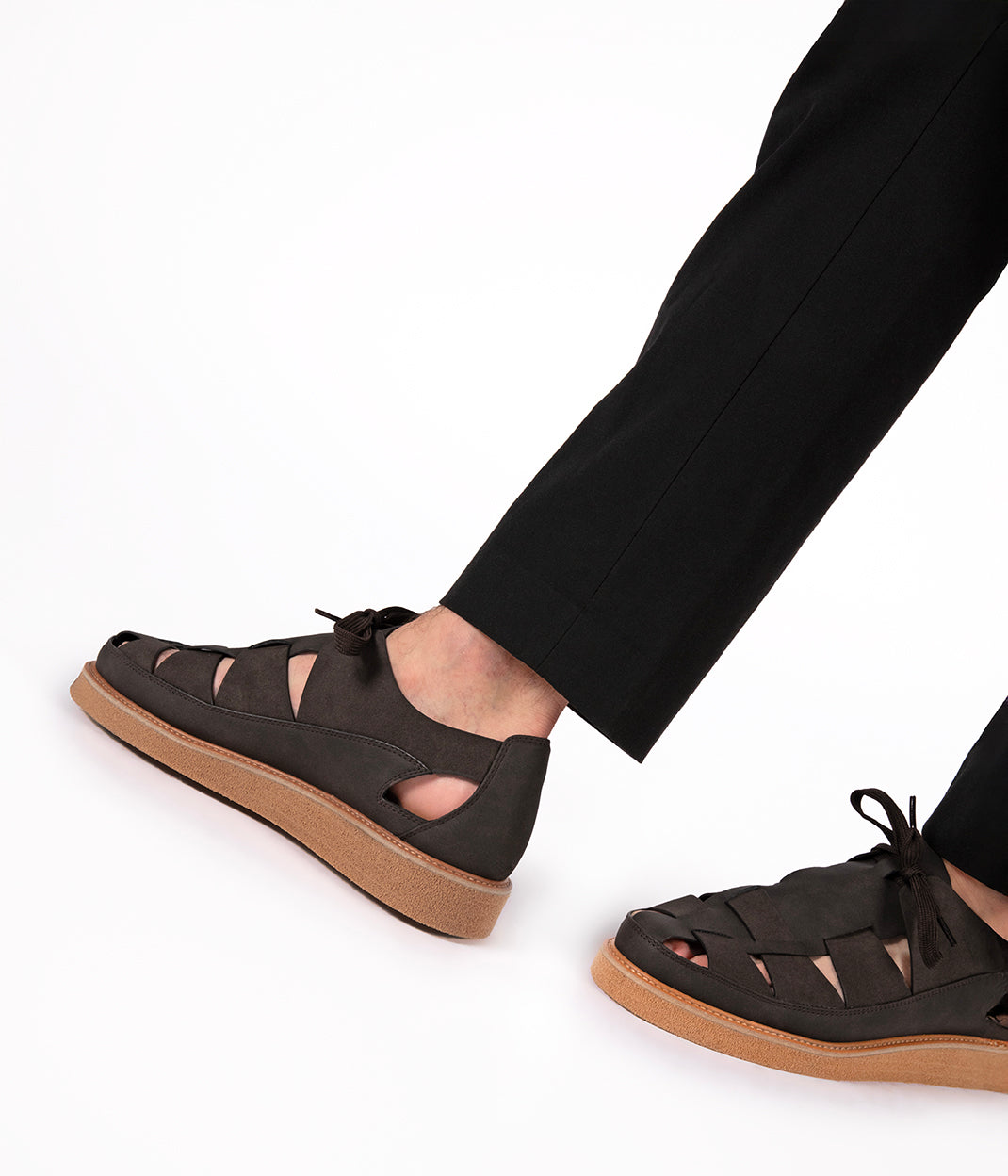 variant:: brun -- izak shoe brun