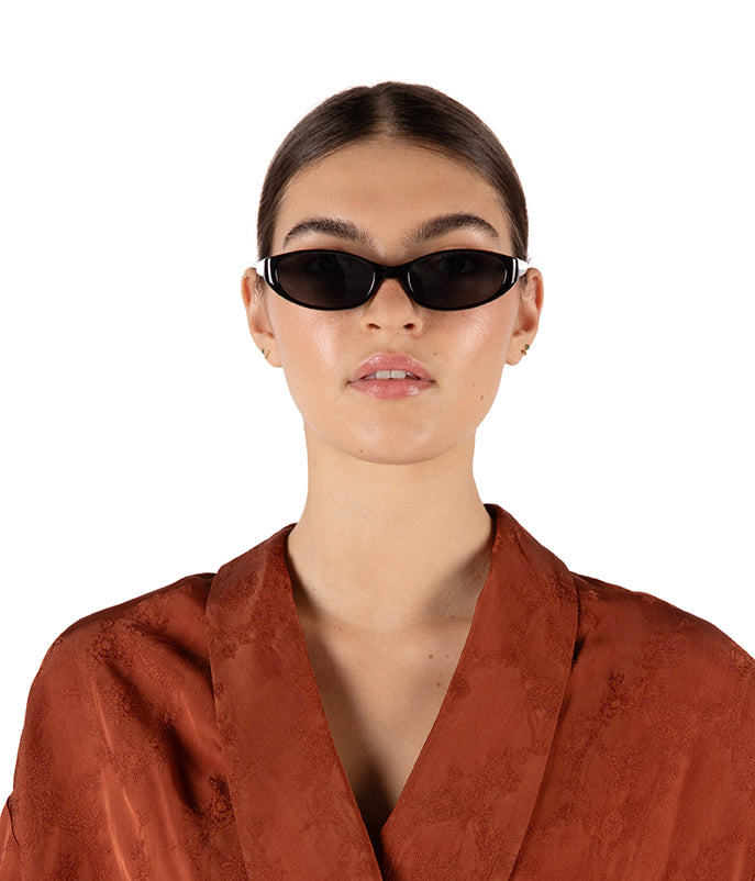 variant:: noir -- camello sunglasses noir