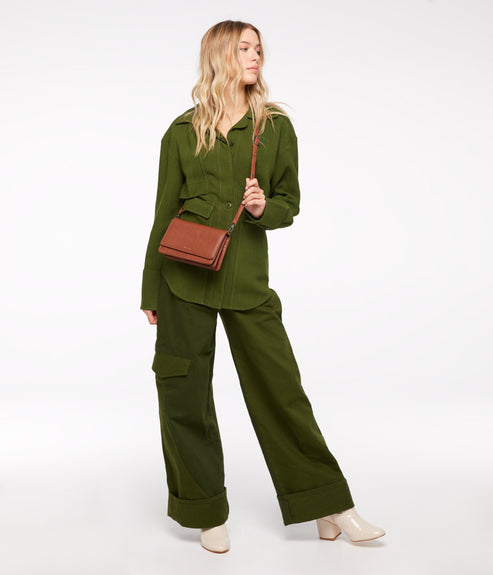 variant:: matcha -- bee dwell matcha