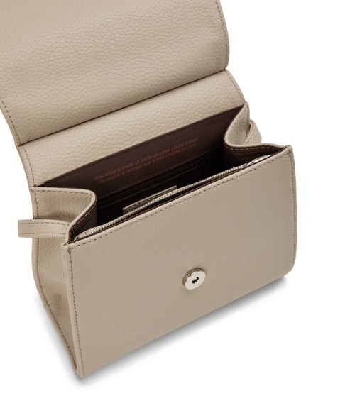 variant:: rêve -- erika purity rêve