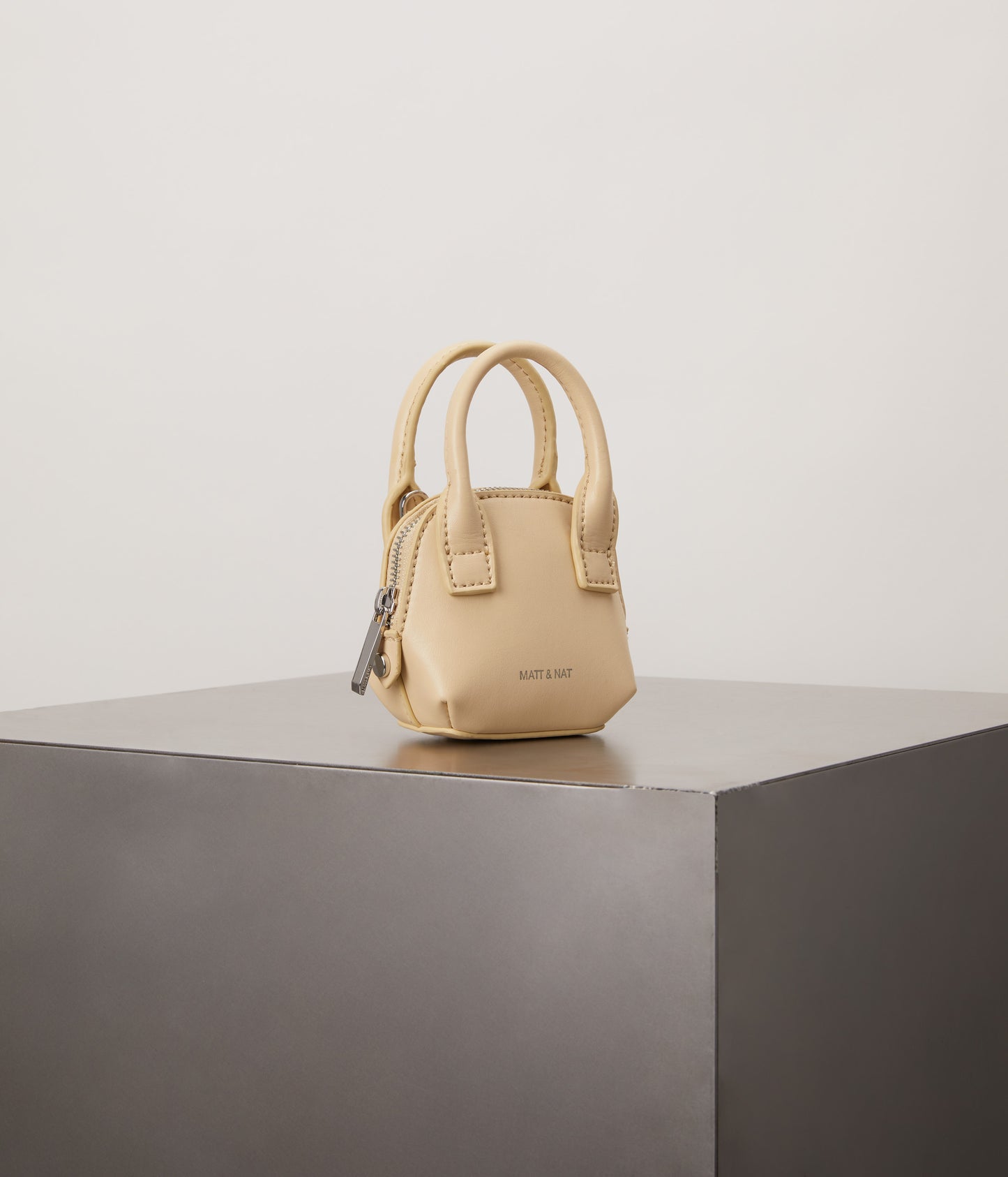 variant:: naturel -- gessi pico uppeal naturel