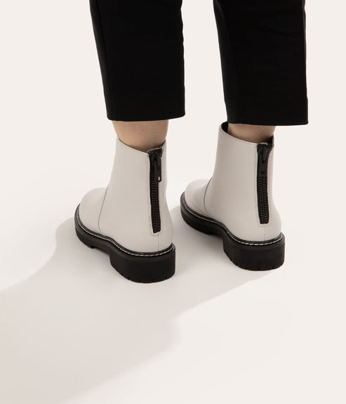 variant:: noir -- mirra shoe noir