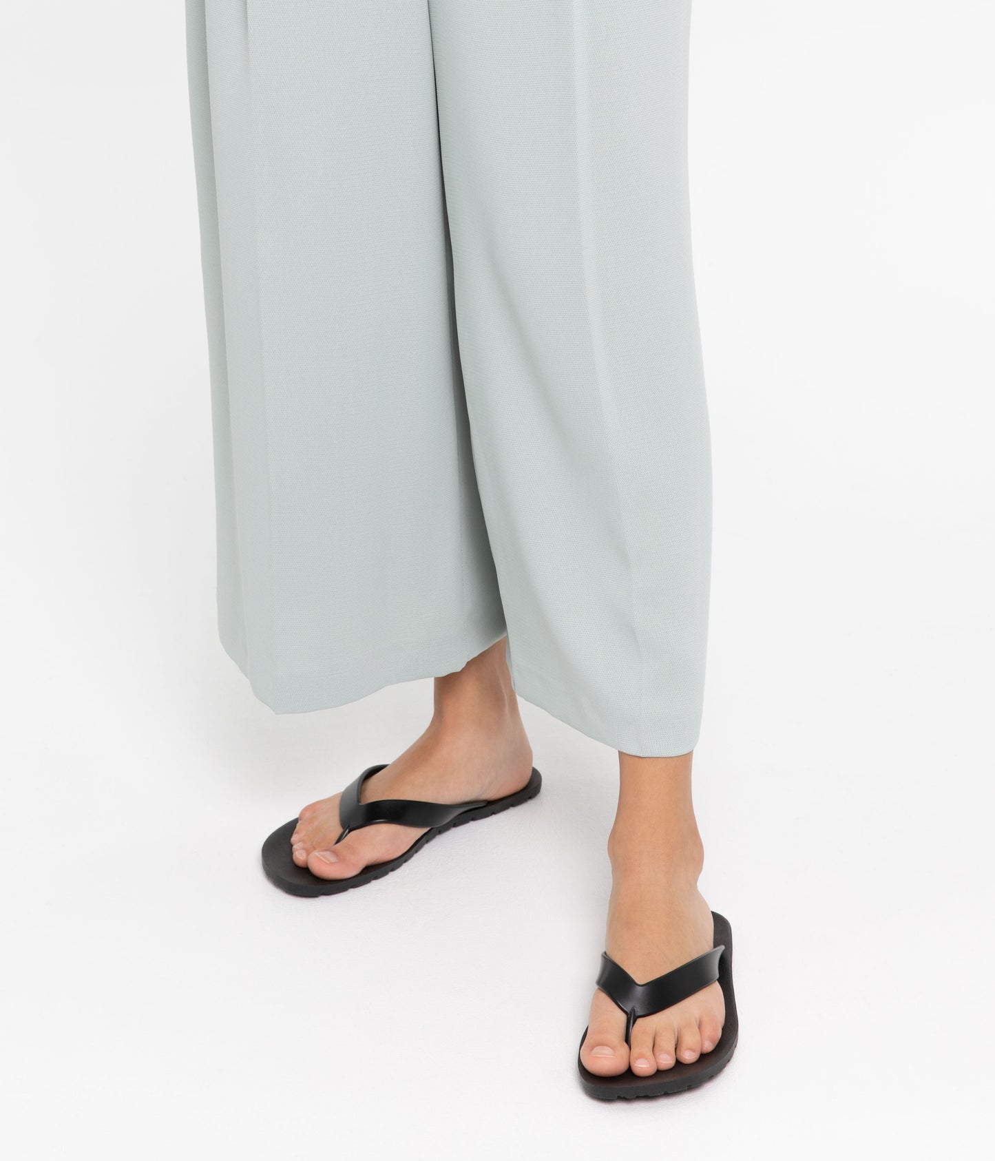 variant::noir -- alberta shoe noir