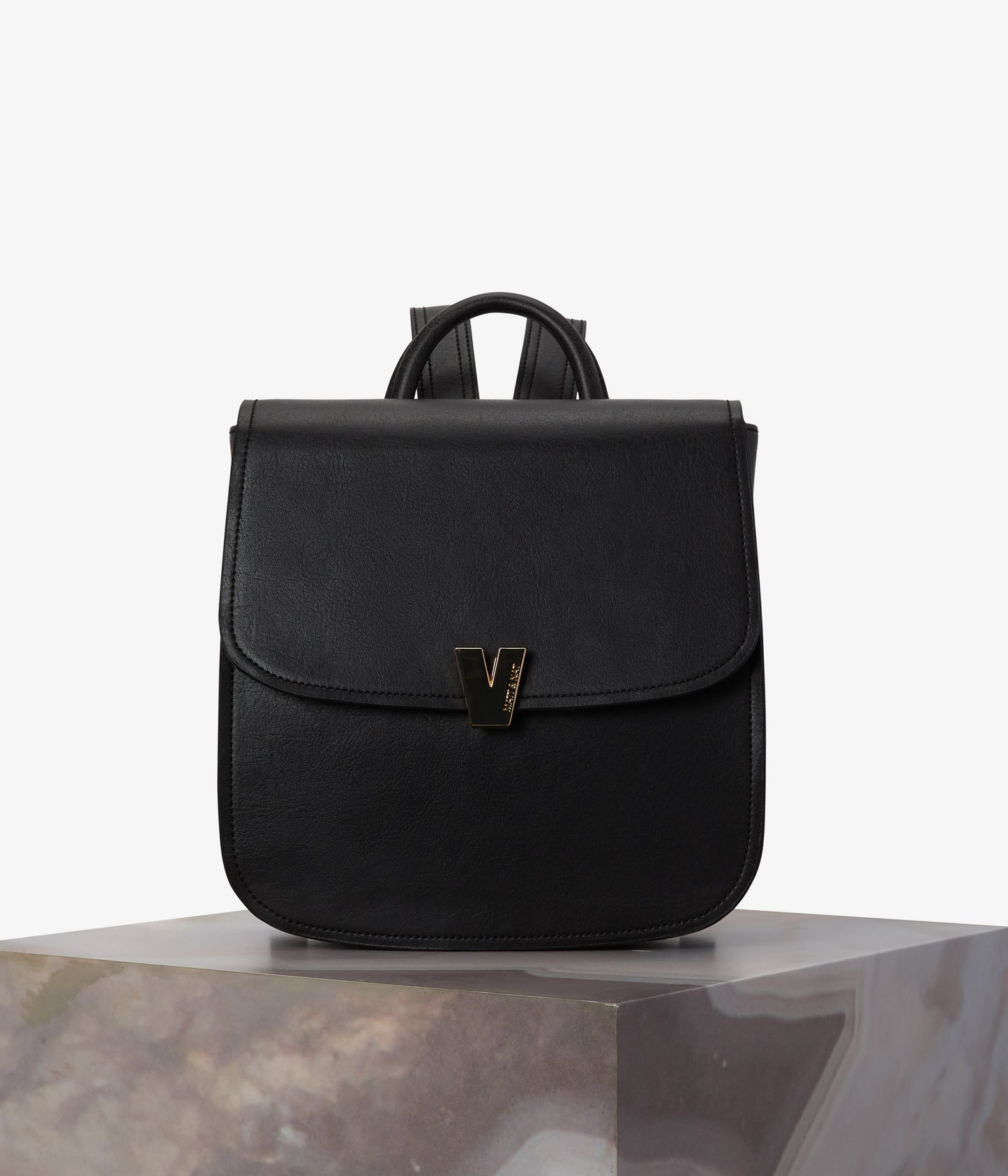 variant:: noir -- brooke vintage noir