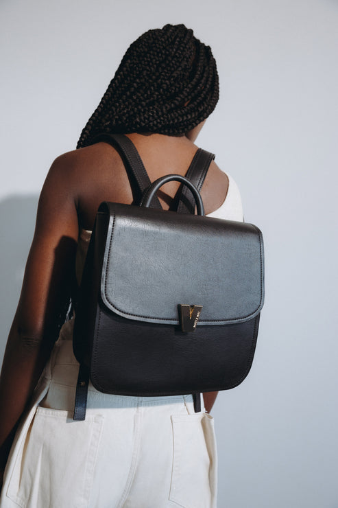 variant:: noir -- brooke vintage noir