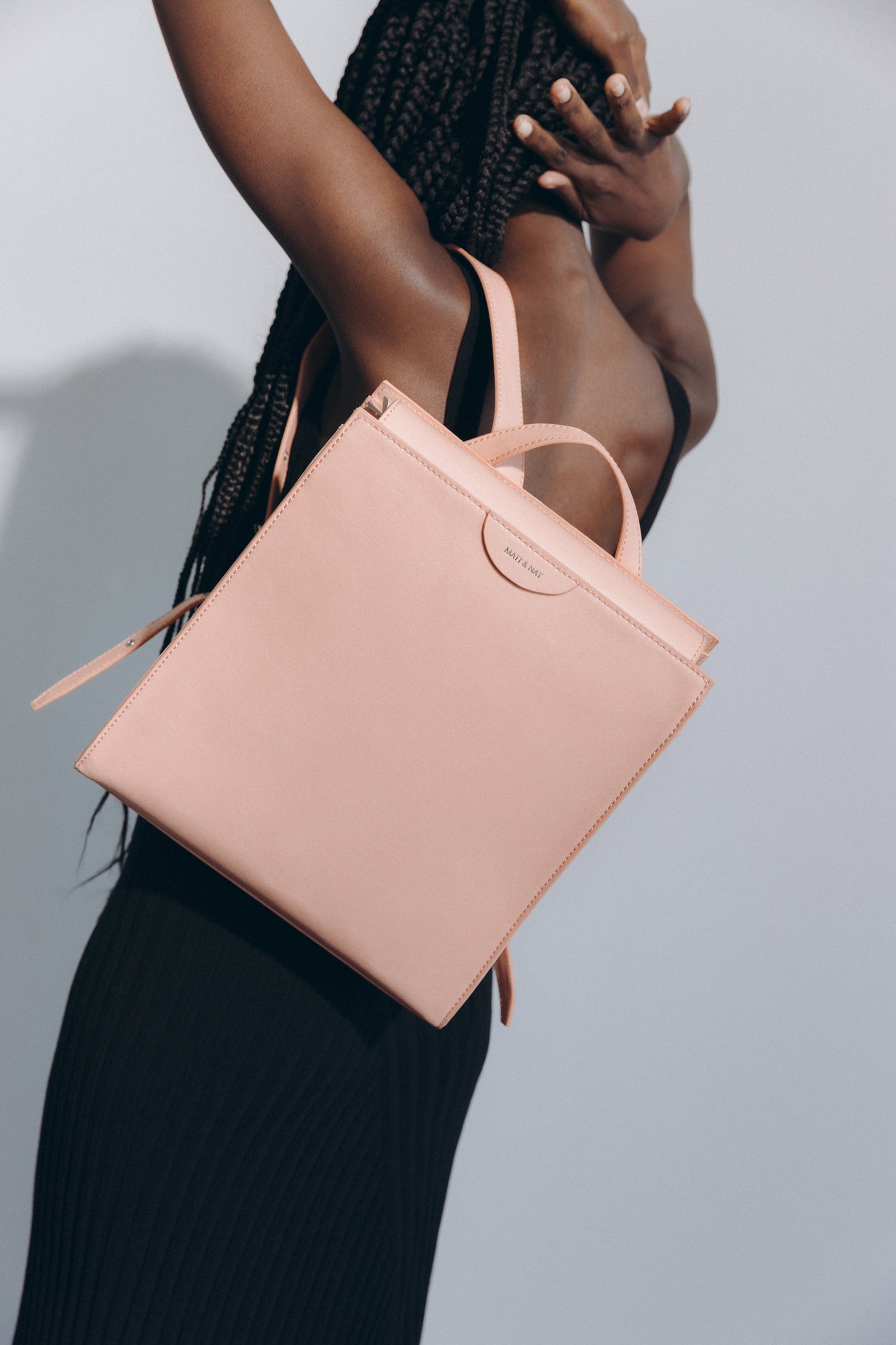 variant:: noir -- iris vintage noir