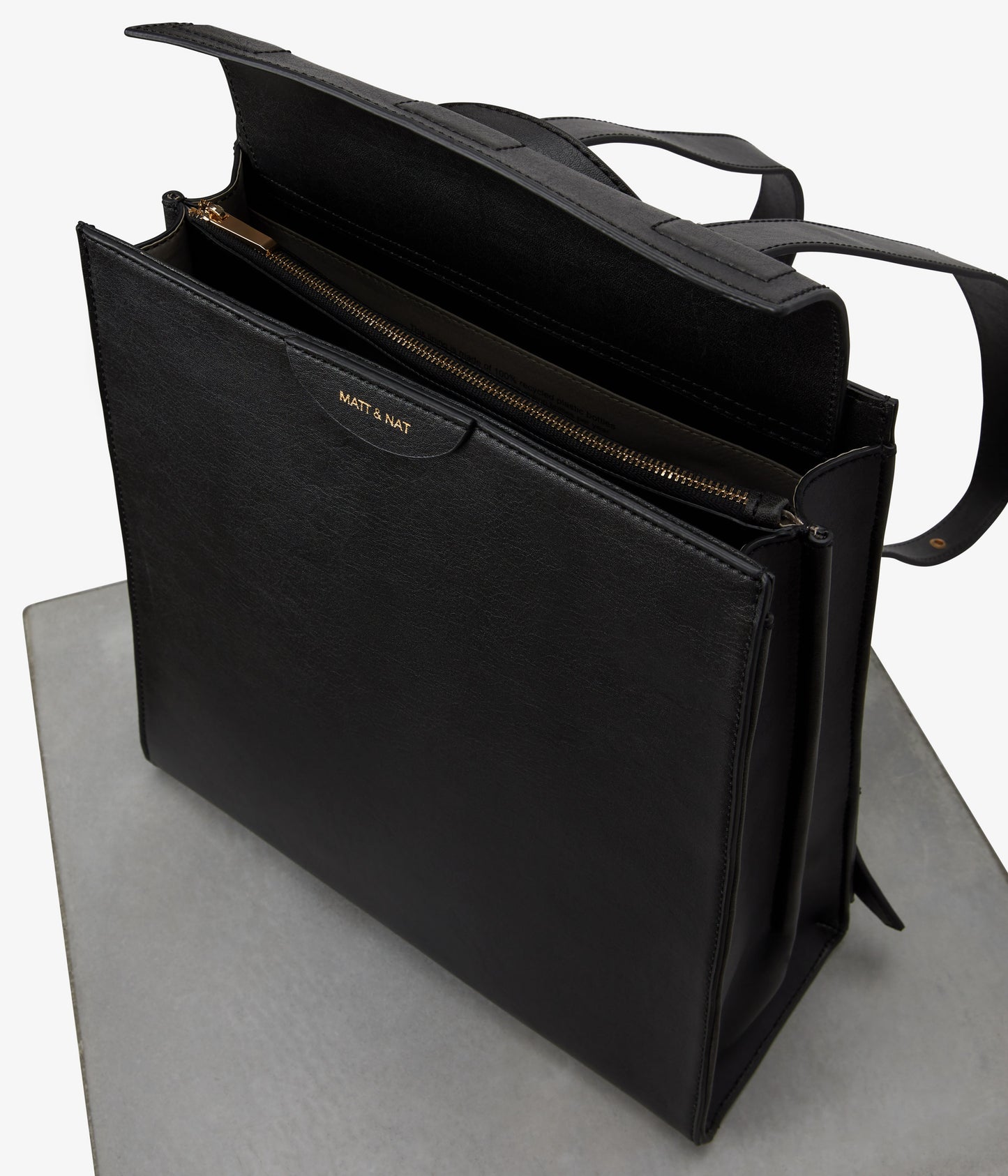 variant:: noir -- iris vintage noir