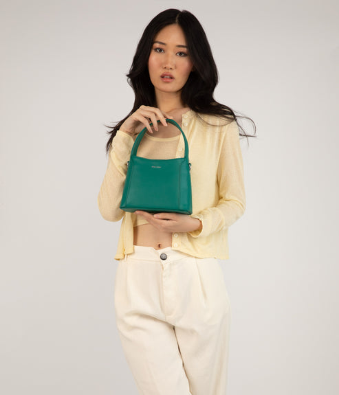 variant:: paon -- jada sm arbor paon