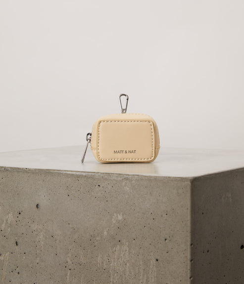 variant:: naturel -- harv uppeal naturel