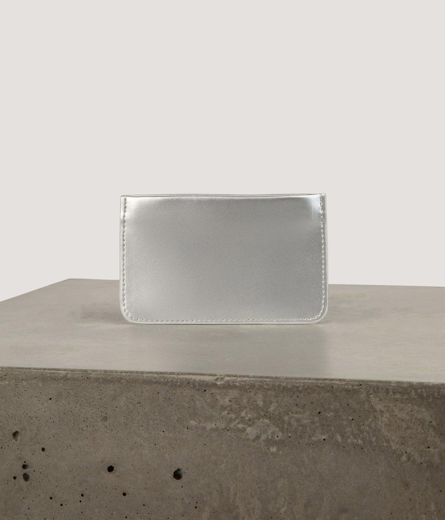 variant:: argent -- lele uppeal argent