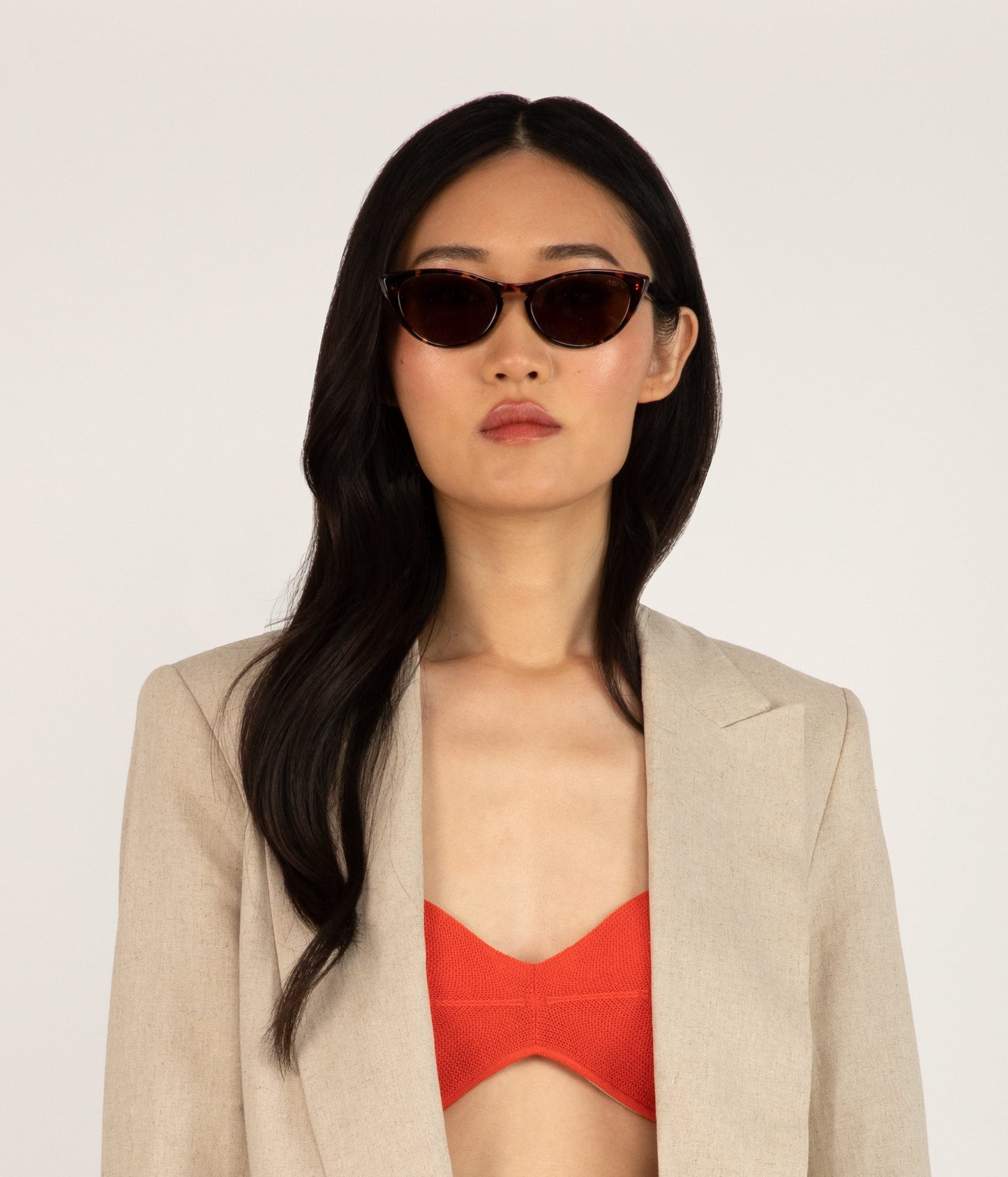 variant:: brun -- amara sunglasses brun