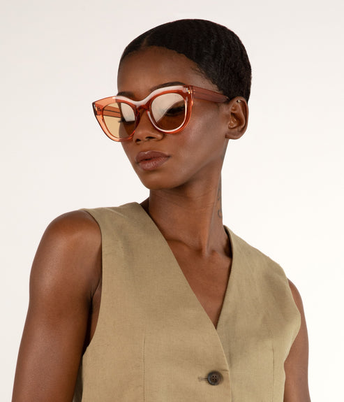 variant:: brun -- charlet sunglasses brun
