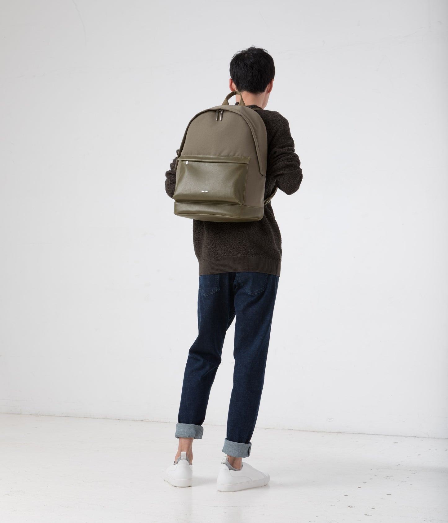 variant::olive-- munichlg canvas olive