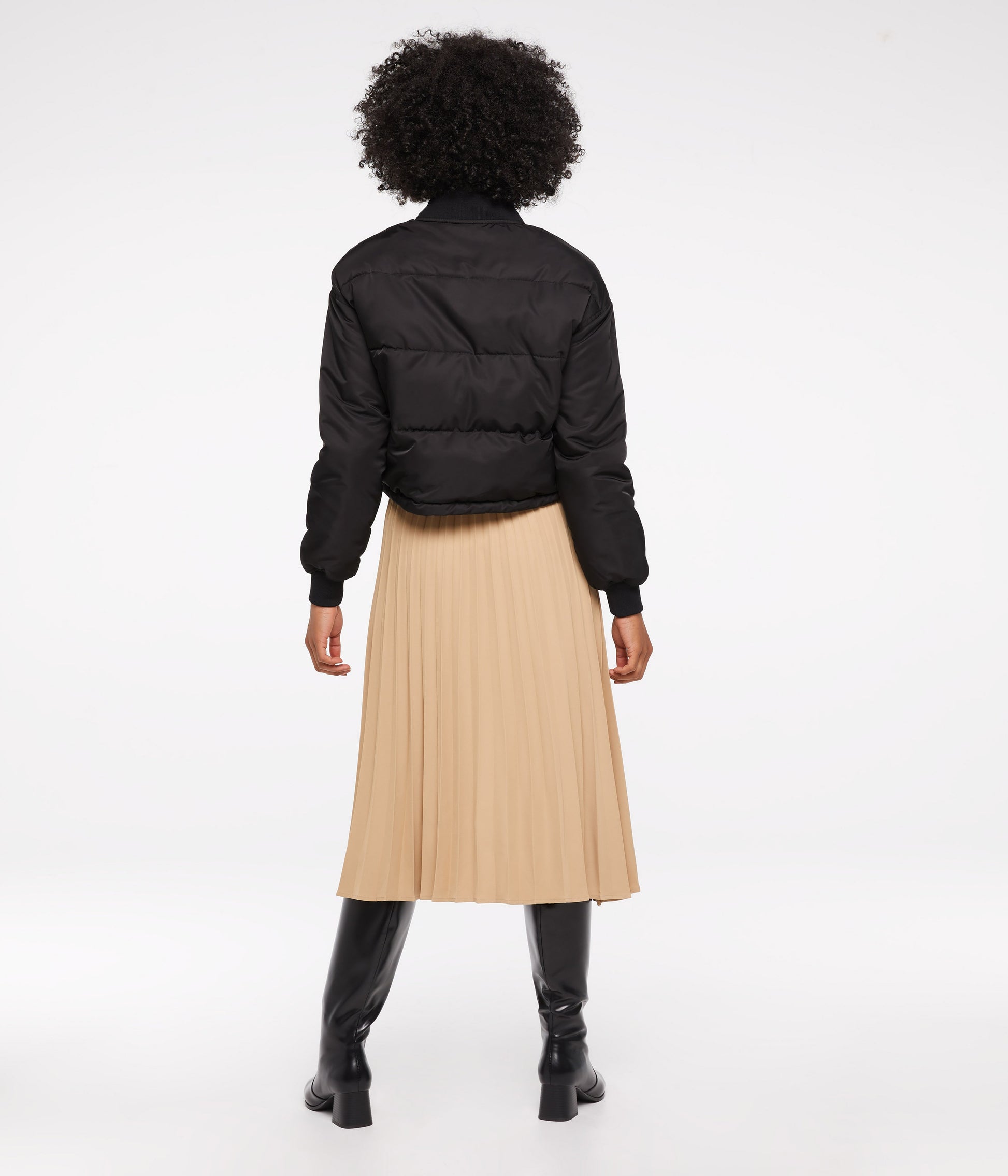 variant:: noir -- kenya outerwear noir
