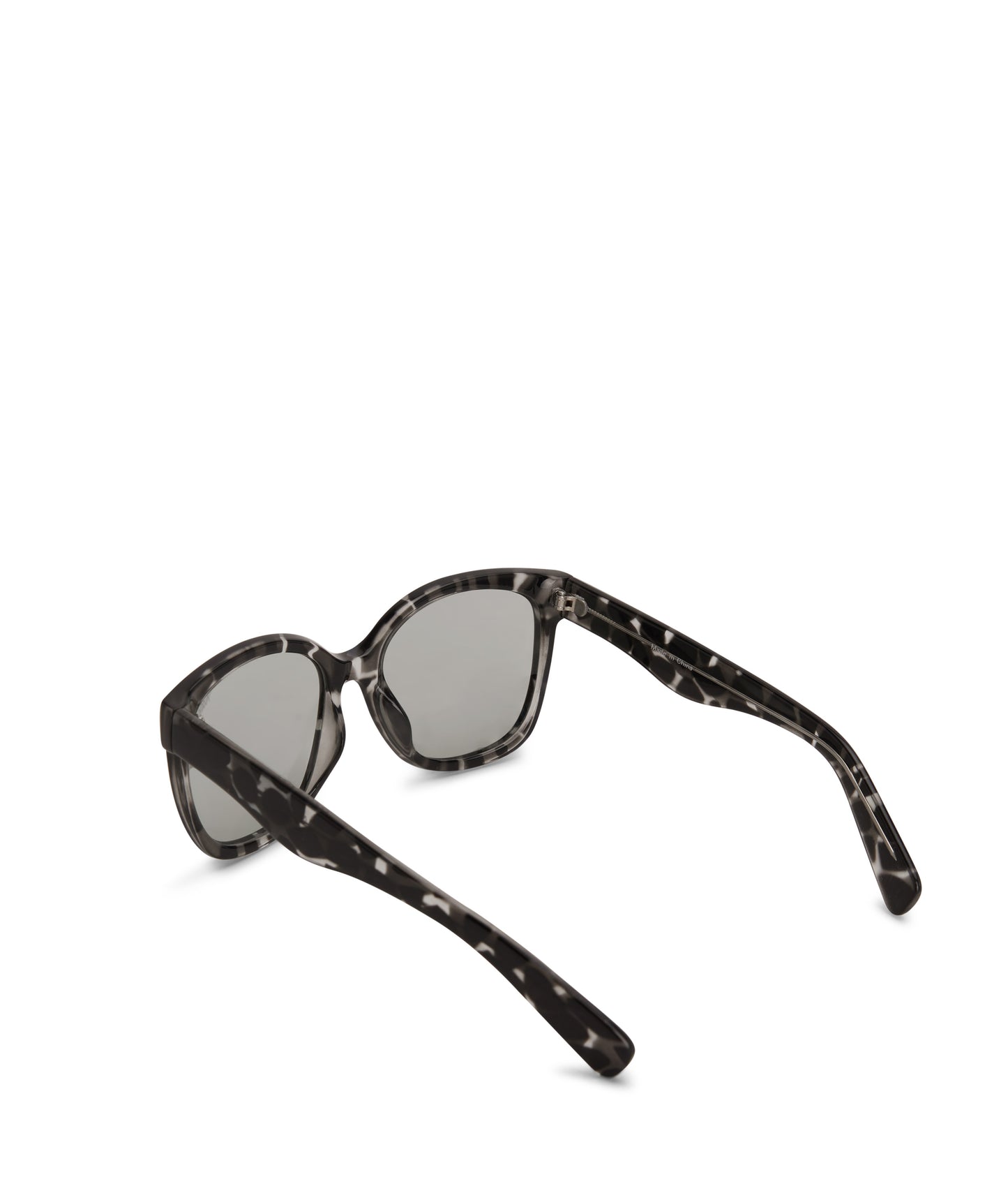 variant:: fumee -- clea sunglasses fumee