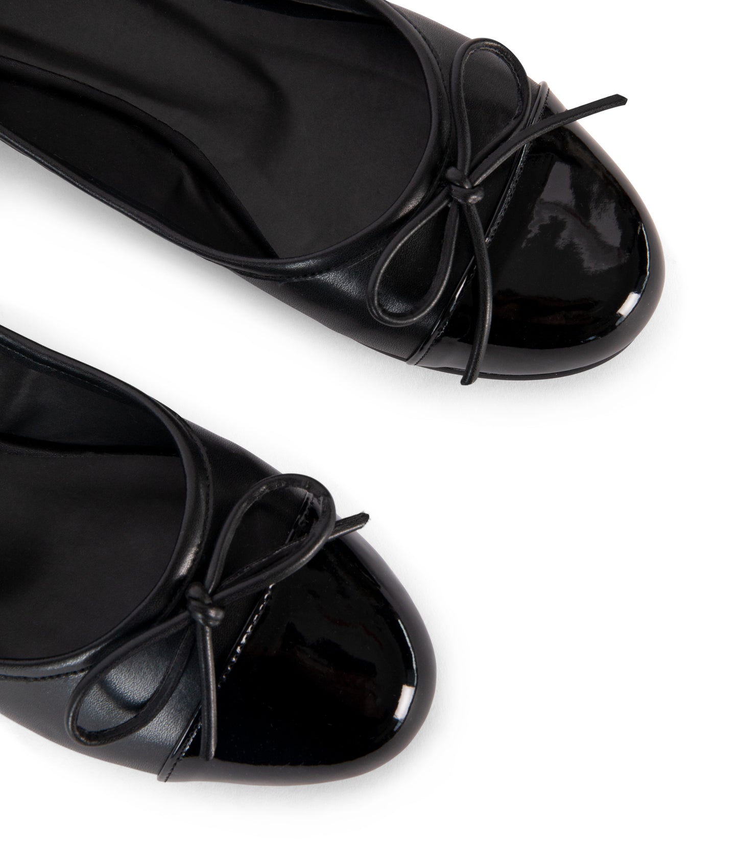 variant:: noir -- mahon shoe noir