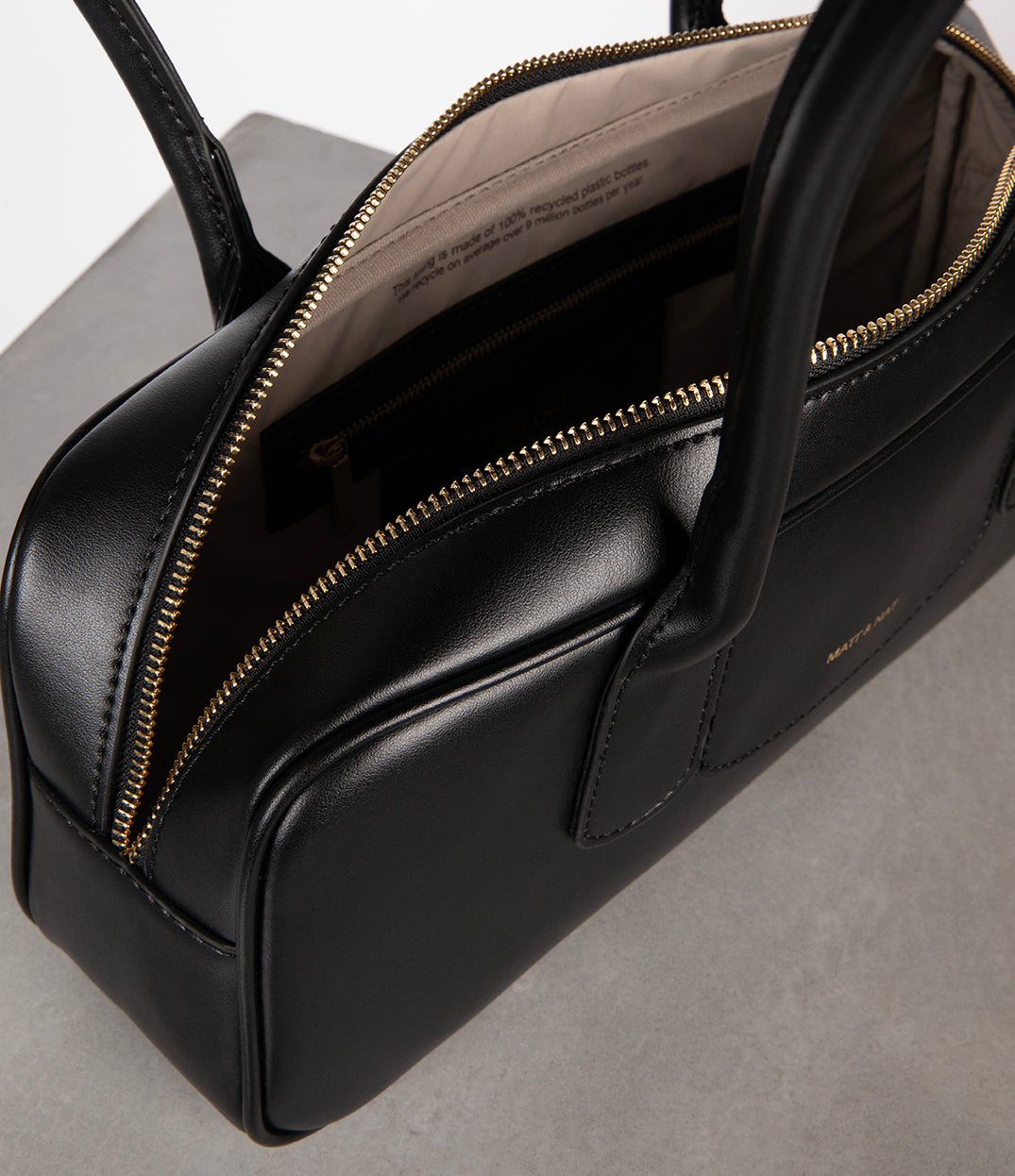 variant:: noir -- juliet uppel noir