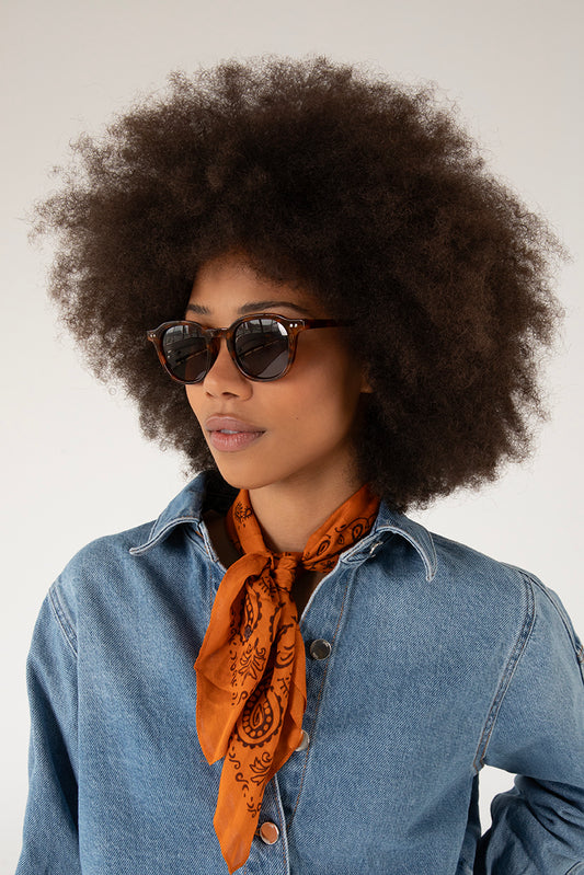 variant:: tortue -- nika sunglasses tortue